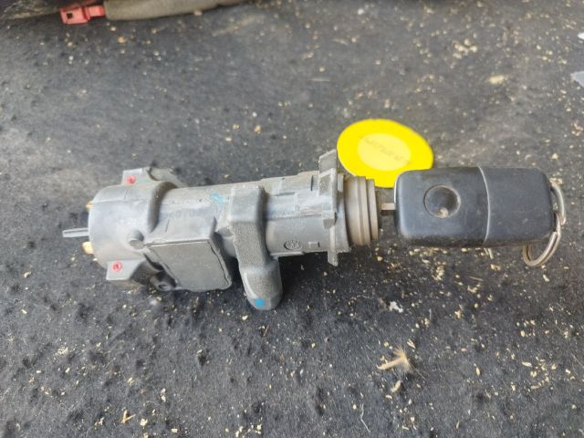 bontott VW SHARAN Gyújtáskapcsoló Házzal