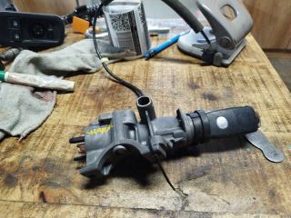 bontott VW SHARAN Gyújtáskapcsoló Házzal