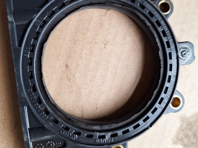 bontott VW SHARAN Hátsó Főtengely Szimmeringház