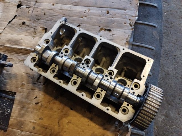 bontott VW SHARAN Hengerfej