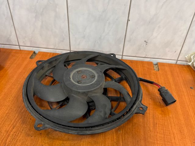 bontott VW SHARAN Hűtőventilátor