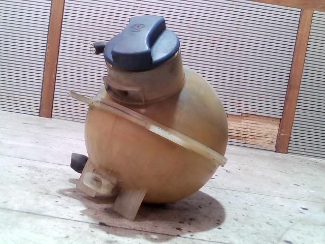 bontott VW SHARAN Kiegyenlítő Tartály