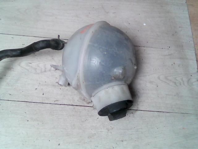 bontott VW SHARAN Kiegyenlítő Tartály