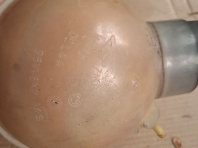 bontott VW SHARAN Kiegyenlítő Tartály