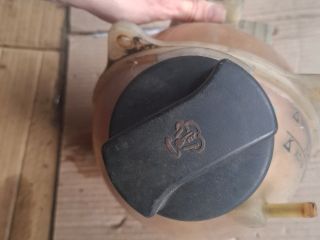 bontott VW SHARAN Kiegyenlítő Tartály