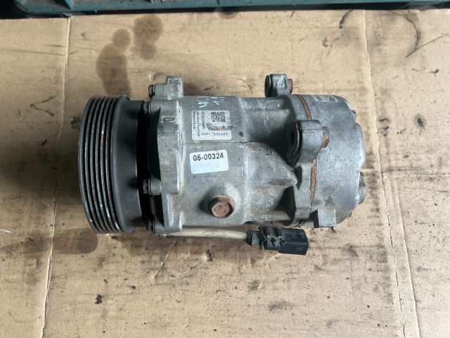 bontott VW SHARAN Klímakompresszor