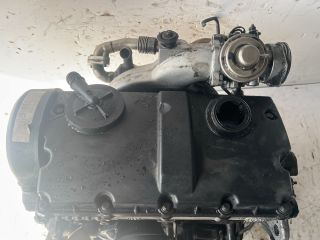 bontott VW SHARAN Motor (Fűzött blokk hengerfejjel)