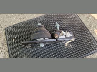 bontott VW SHARAN Motor Tartó Bak Jobb