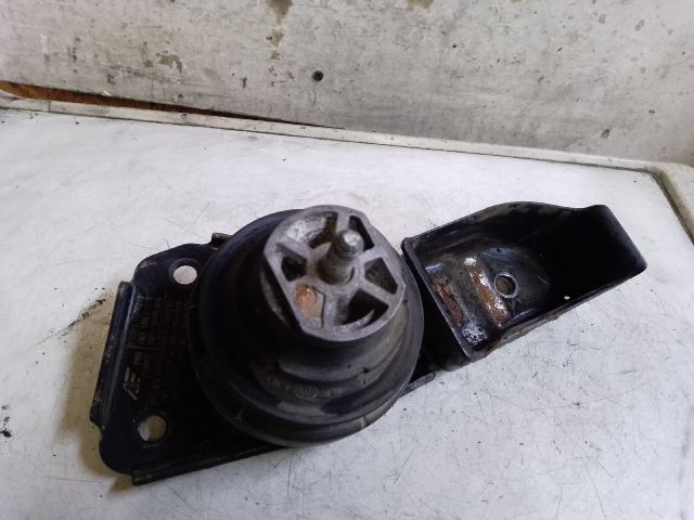 bontott VW SHARAN Motor Tartó Bak Jobb