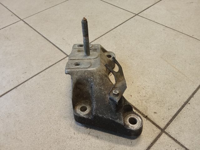 bontott VW SHARAN Motor Tartó Bak (Pozíciófüggetlen)