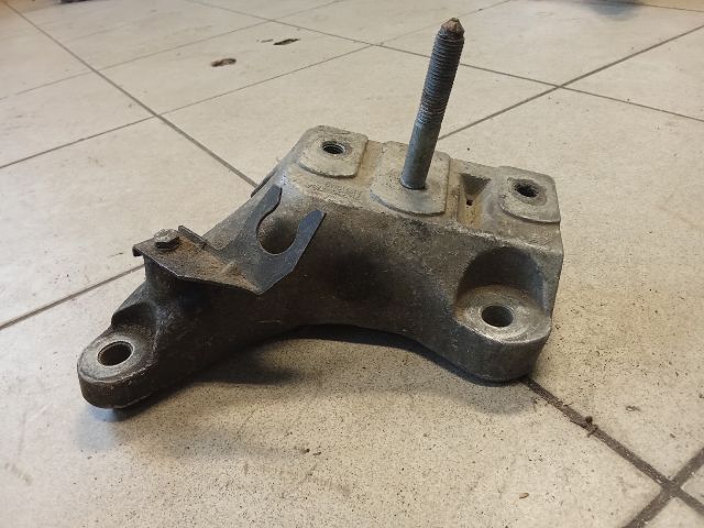 bontott VW SHARAN Motor Tartó Bak (Pozíciófüggetlen)