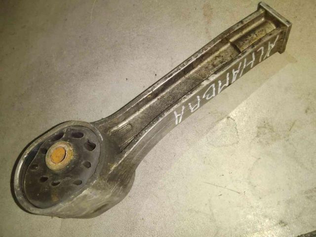 bontott VW SHARAN Motor Tartó Bak (Pozíciófüggetlen)