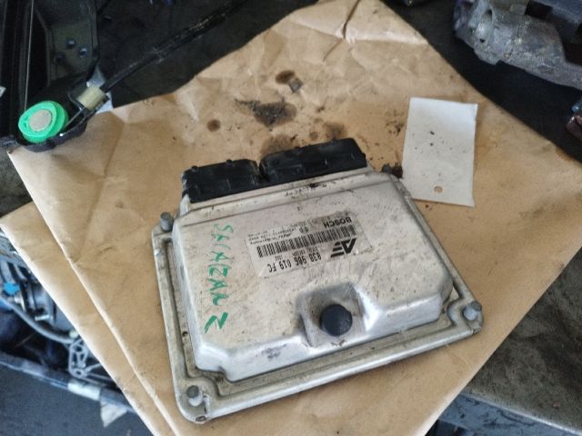 bontott VW SHARAN Motorvezérlő