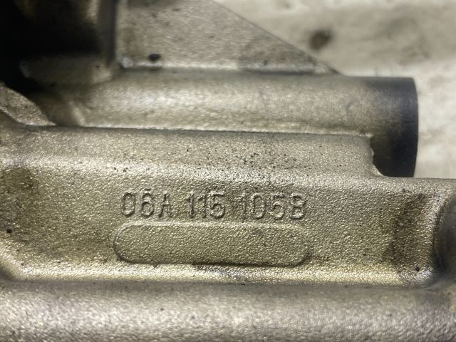 bontott VW SHARAN Olajszivattyú