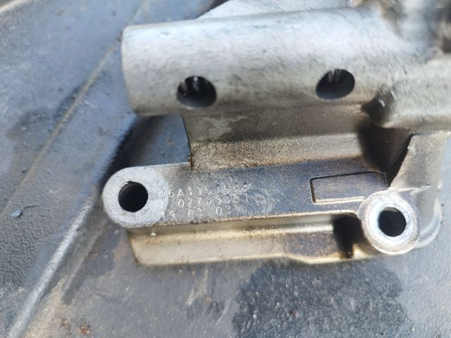 bontott VW SHARAN Olajszivattyú