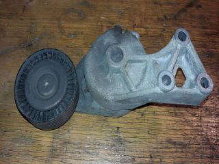 bontott VW SHARAN Szíjfeszítő Görgő