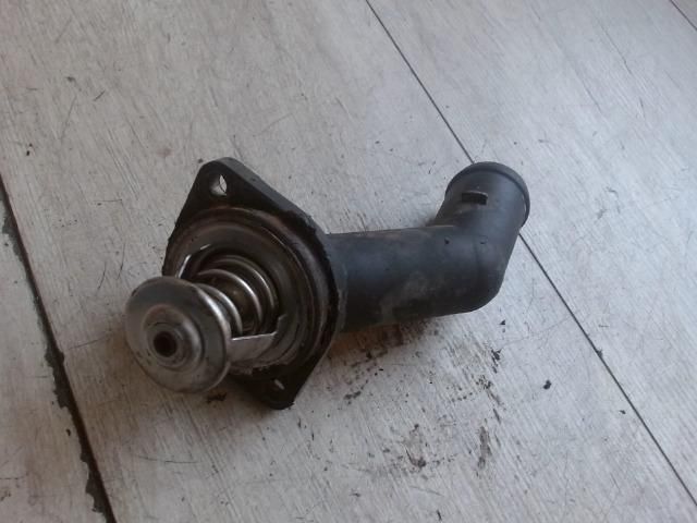 bontott VW SHARAN Termosztátház