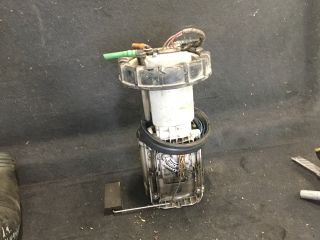 bontott VW SHARAN Üzemanyag Szivattyú