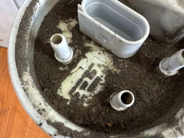 bontott VW SHARAN Üzemanyag Szivattyú