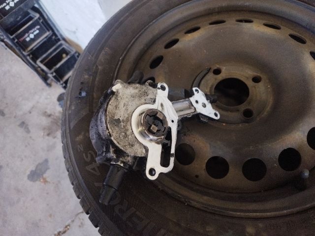 bontott VW SHARAN Vákumpumpa