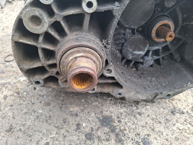 bontott VW SHARAN Váltó (Mechanikus)