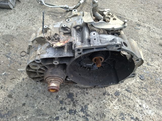 bontott VW SHARAN Váltó (Mechanikus)