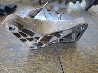 bontott VW SHARAN Váltó Tartó Bak (Pozíciófüggetlen)