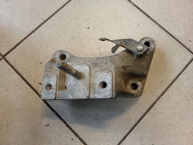 bontott VW SHARAN Váltó Tartó Bak (Pozíciófüggetlen)