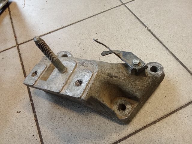 bontott VW SHARAN Váltó Tartó Bak (Pozíciófüggetlen)