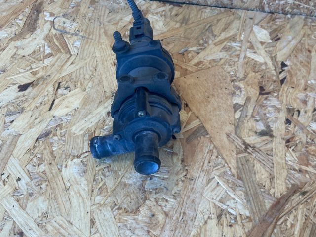 bontott VW SHARAN Vízpumpa