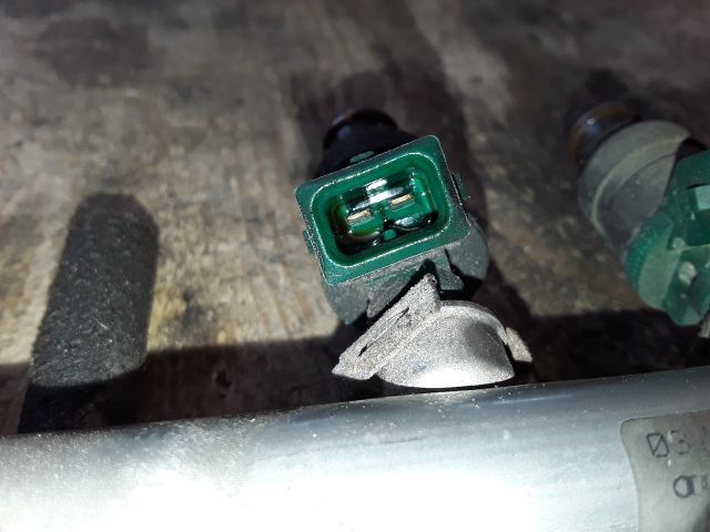 bontott VW SHARAN Porlasztó Sor / Híd