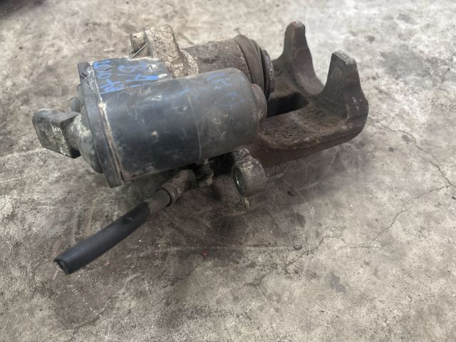 bontott VW SHARAN Bal hátsó Féknyereg Munkahengerrel