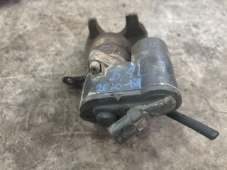 bontott VW SHARAN Bal hátsó Féknyereg Munkahengerrel