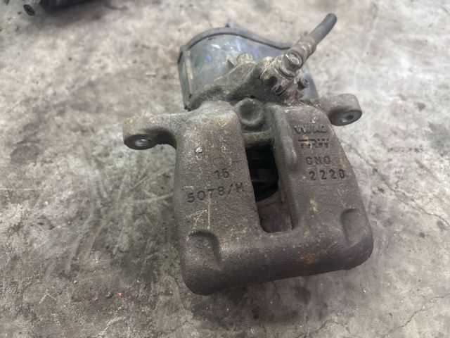 bontott VW SHARAN Bal hátsó Féknyereg Munkahengerrel