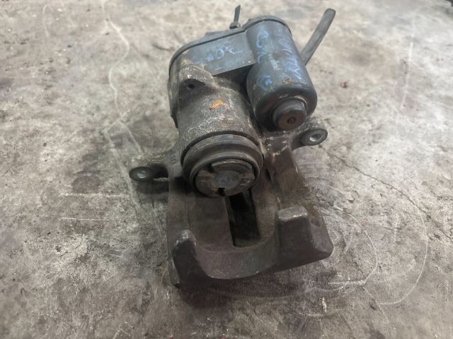 bontott VW SHARAN Jobb hátsó Féknyereg Munkahengerrel