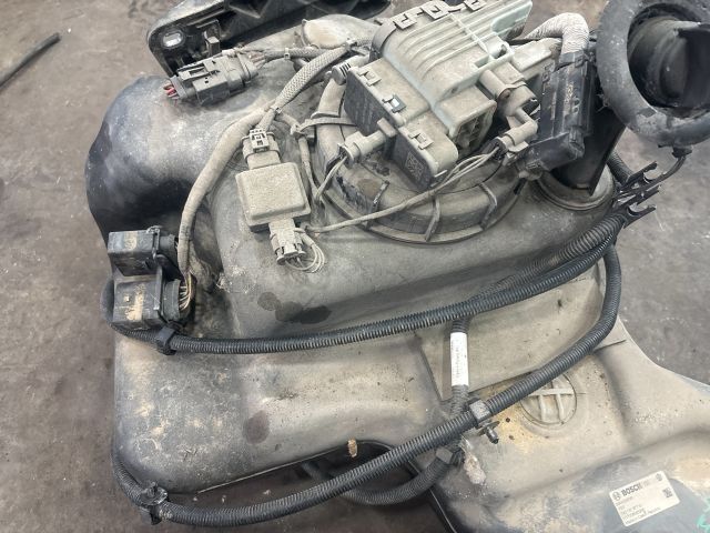 bontott VW SHARAN AdBlue Tartály