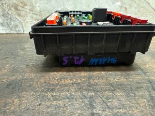 bontott VW SHARAN Biztosítéktábla Motortér