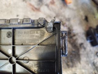 bontott VW SHARAN Biztosítéktábla Motortér