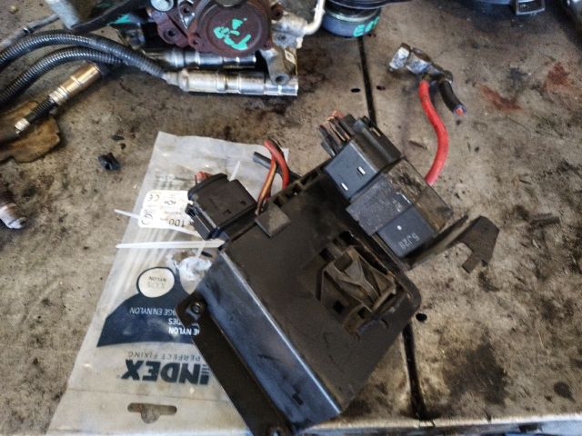 bontott VW SHARAN Biztosítéktábla Motortér