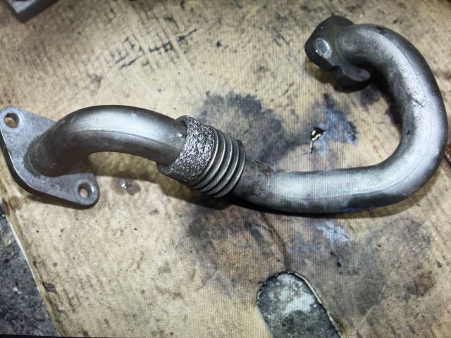 bontott VW SHARAN EGR Hűtő Cső