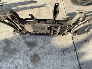 bontott VW SHARAN Első Bölcső