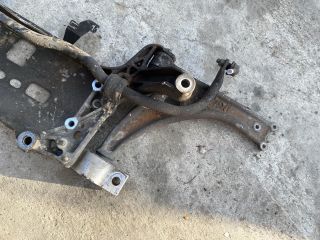 bontott VW SHARAN Első Bölcső