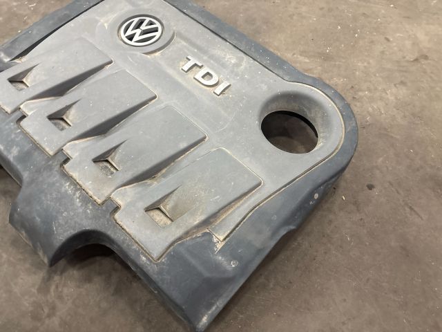 bontott VW SHARAN Felső Motorburkolat