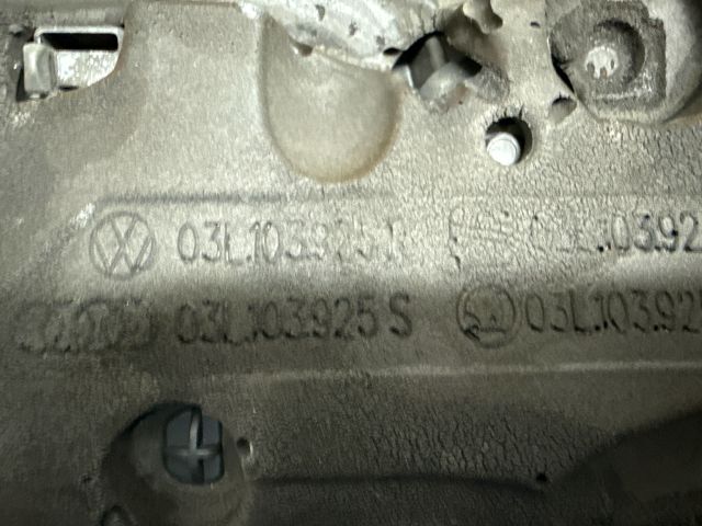 bontott VW SHARAN Felső Motorburkolat