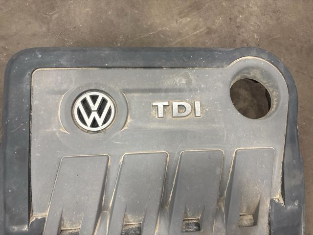 bontott VW SHARAN Felső Motorburkolat