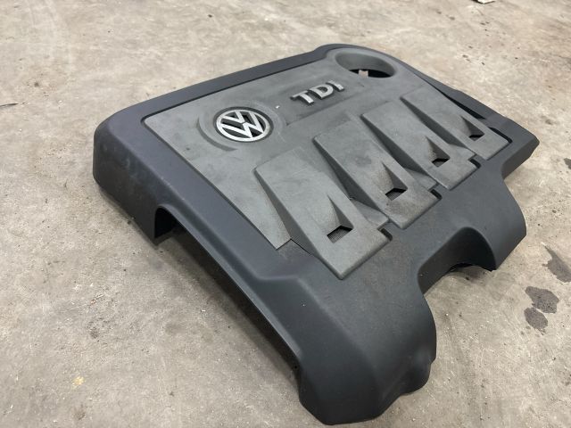 bontott VW SHARAN Felső Motorburkolat