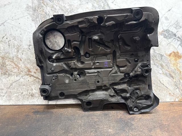 bontott VW SHARAN Felső Motorburkolat