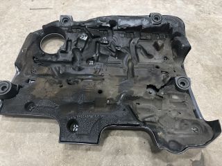 bontott VW SHARAN Felső Motorburkolat