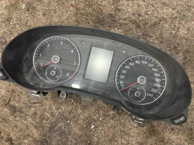 bontott VW SHARAN Kilométeróra