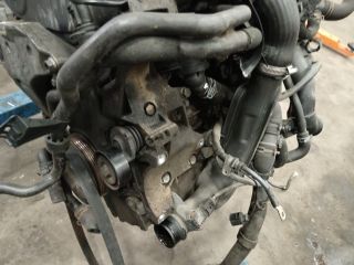 bontott VW SHARAN Motor (Fűzött blokk hengerfejjel)